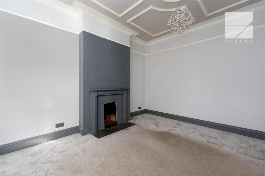 46 Whitehall Gardens_0005.jpg