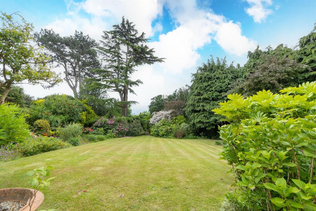 Bilton Rise, Rugby (29).jpg