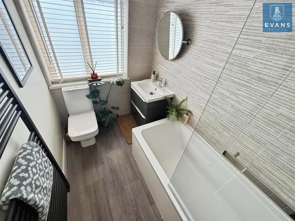 Refitted Family Bathroom