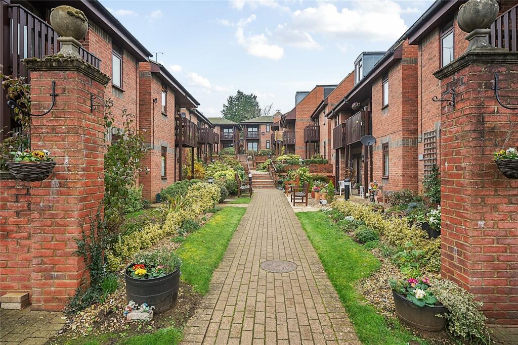 Paynes Court