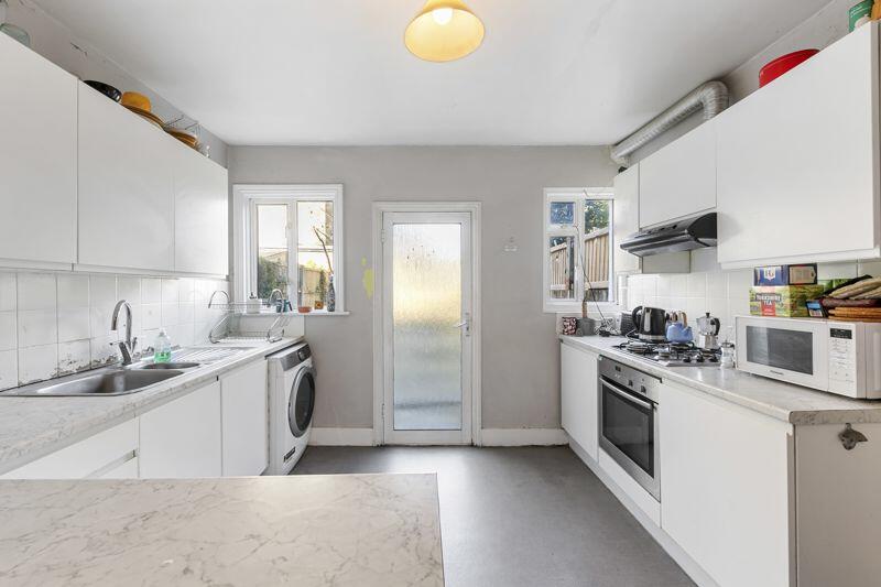 Kitchen 2