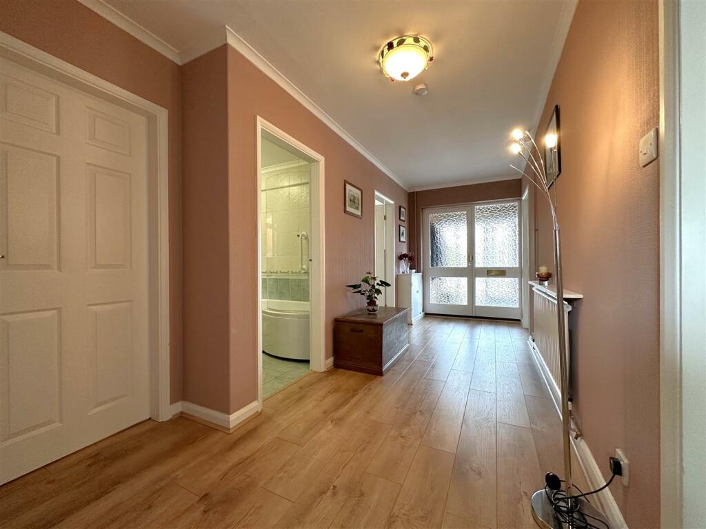 Inviting Reception Hall 991