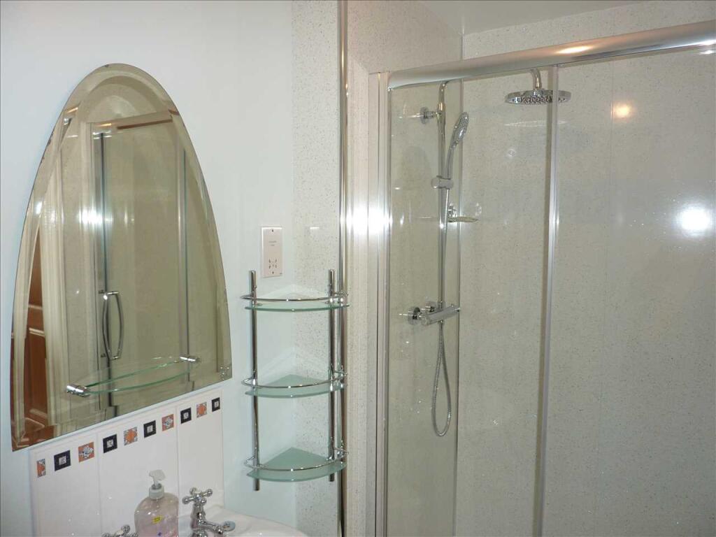 ENSUITE SHOWER ROOM