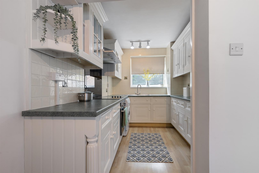 26 Brincliffe Court, Nether Eddge  07_297.png