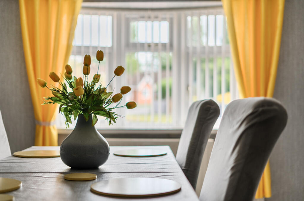 1298576-18-6838a6...