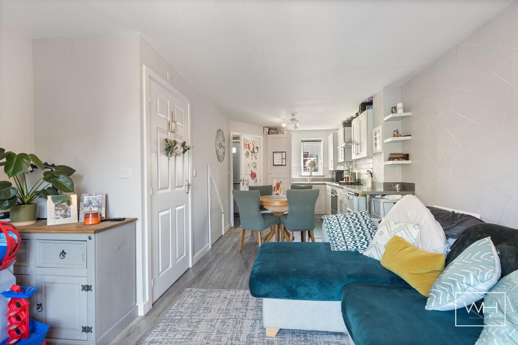 179 Dominion Road 06