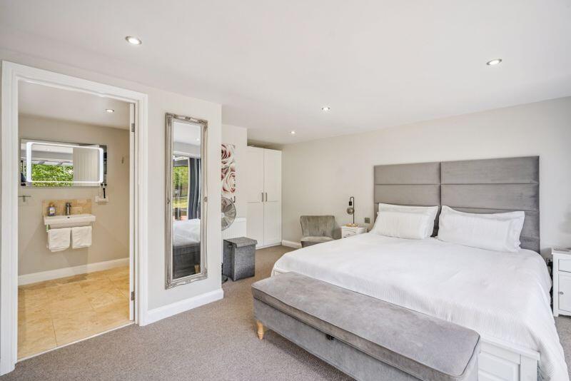 Main bedroom