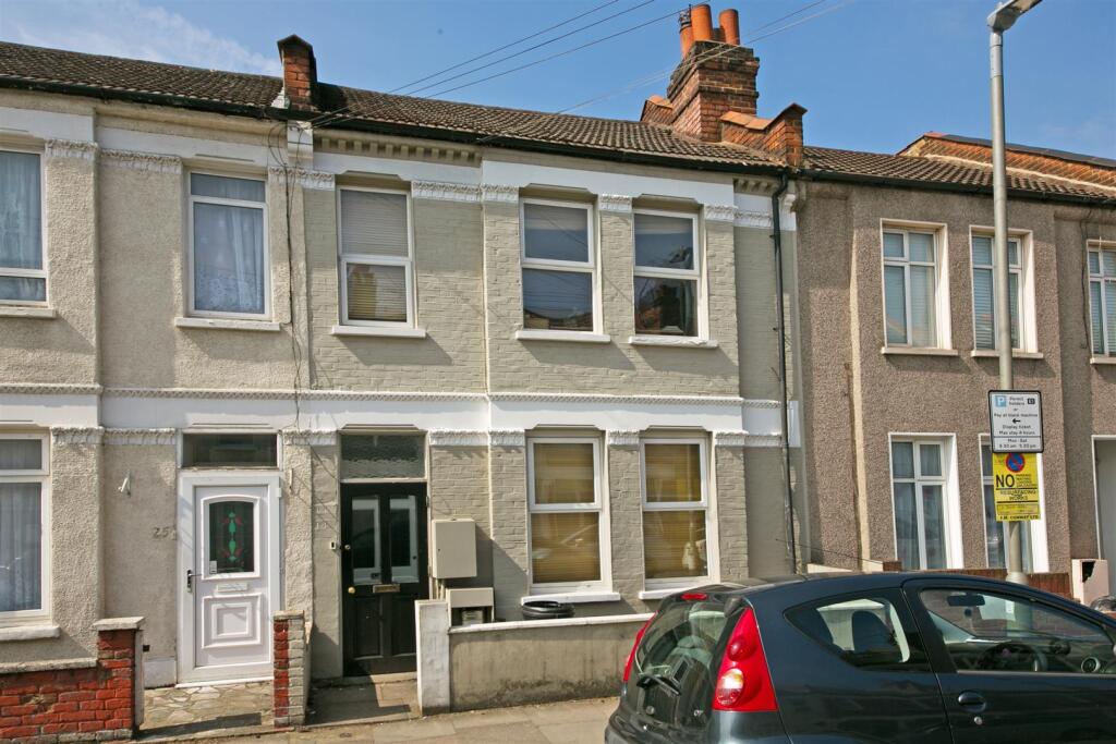 27 Hoyle Road external 1 v2.jpg