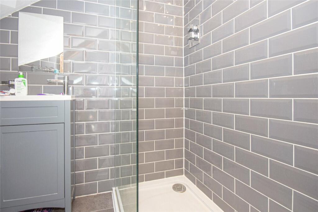 En-Suite Shower