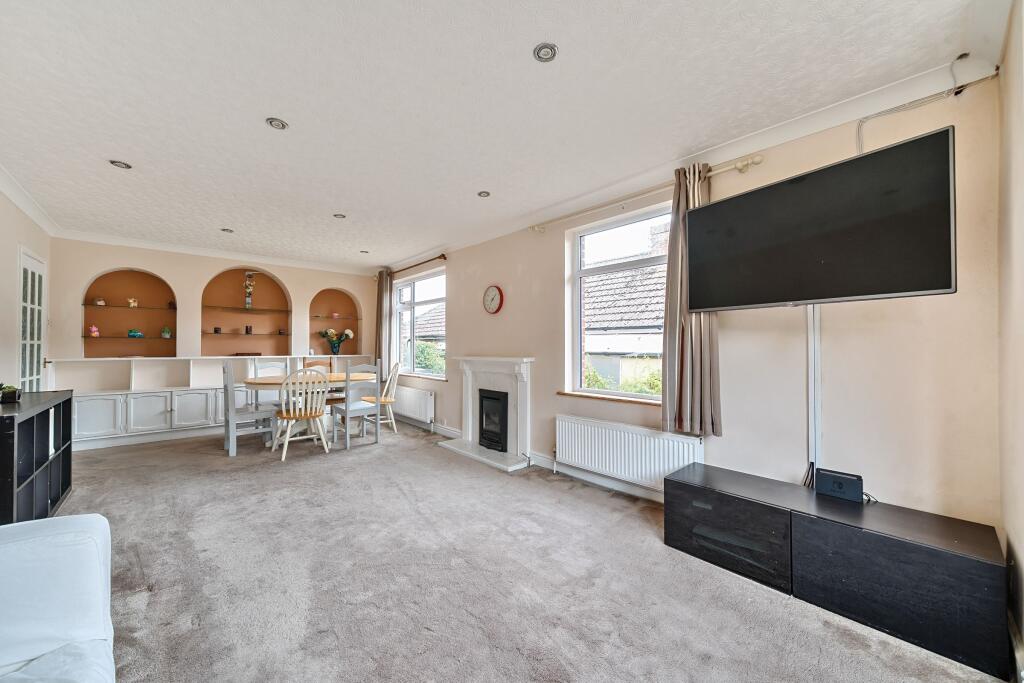 Double Reception Room