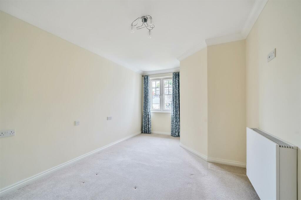 Bedroom.jpg