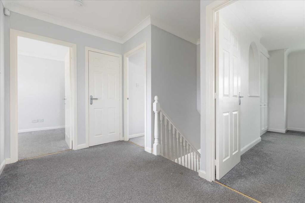 Upper landing
