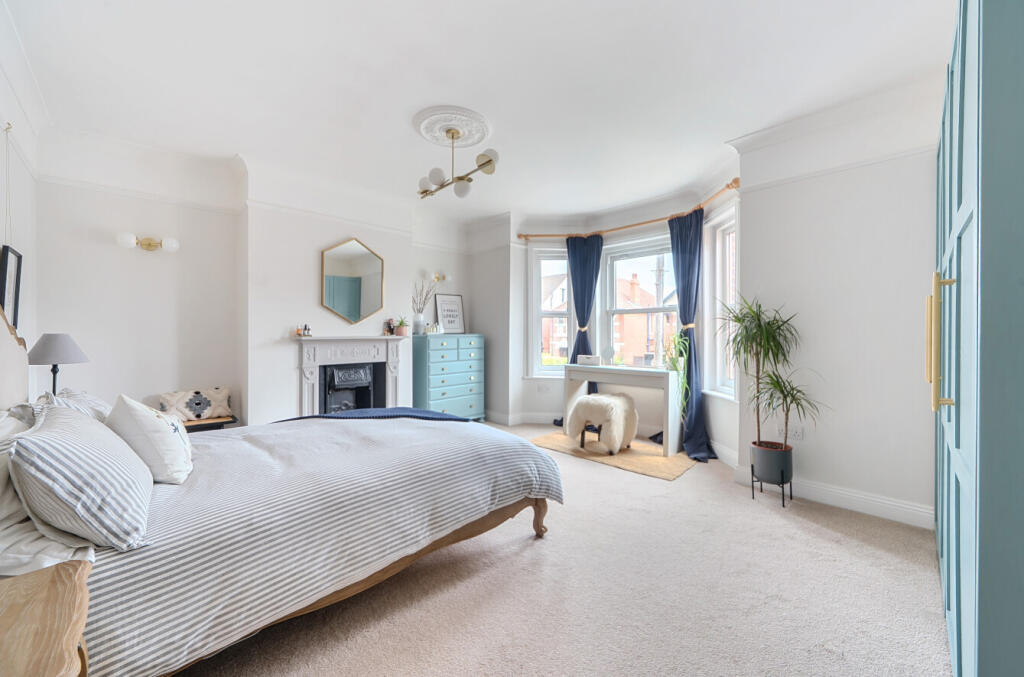 1341068-24-68a32e...