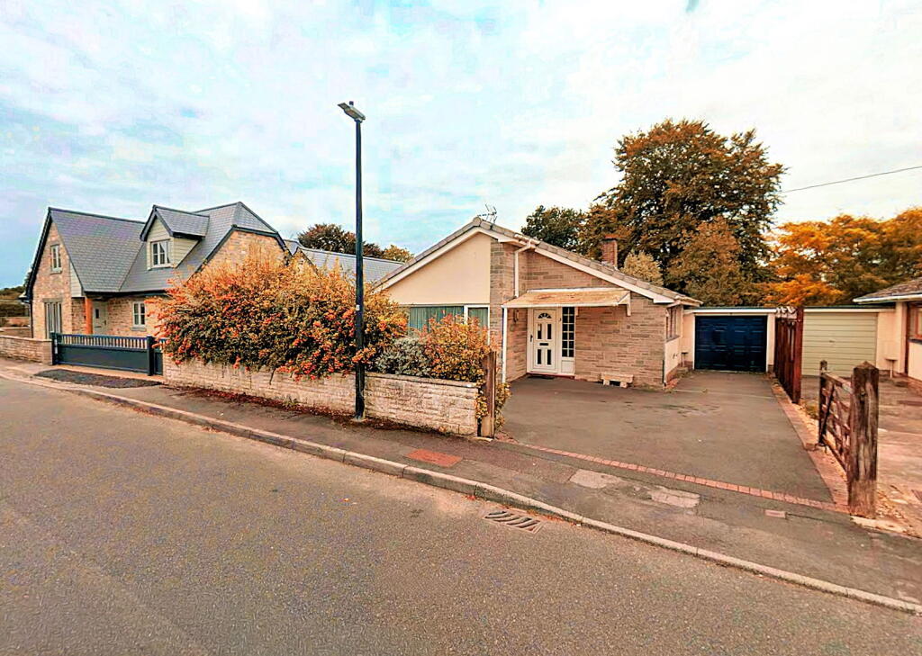 The Chimes - a sought after cul de sac near The Grove
