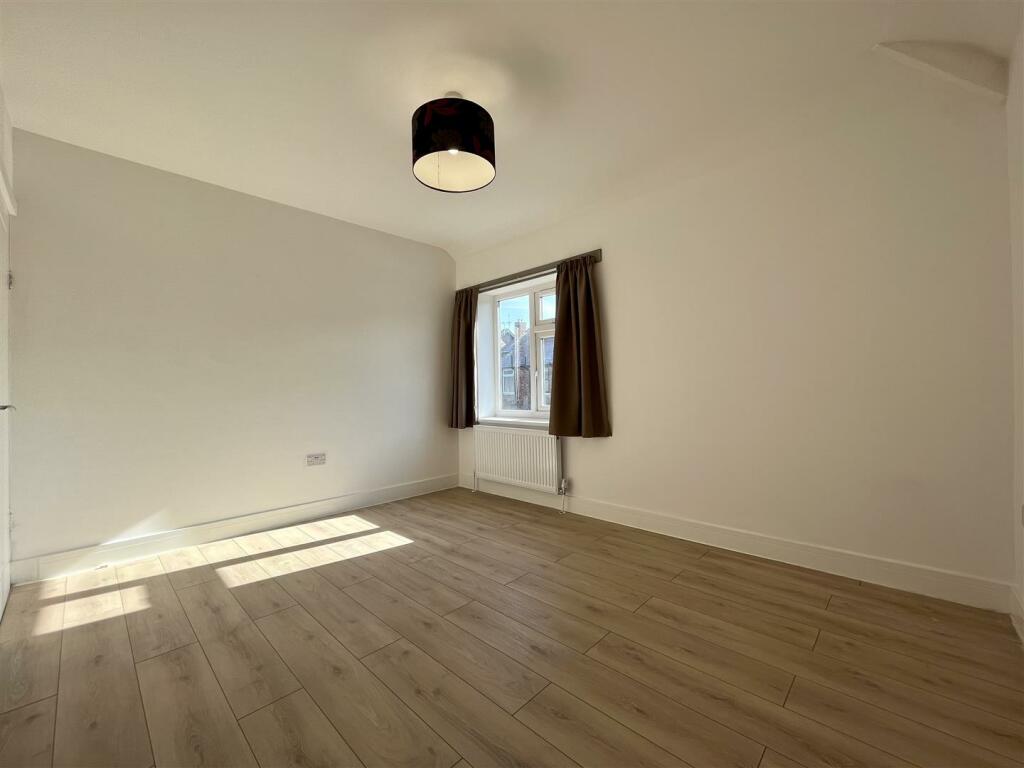 Bedroom 1 Aspect 2