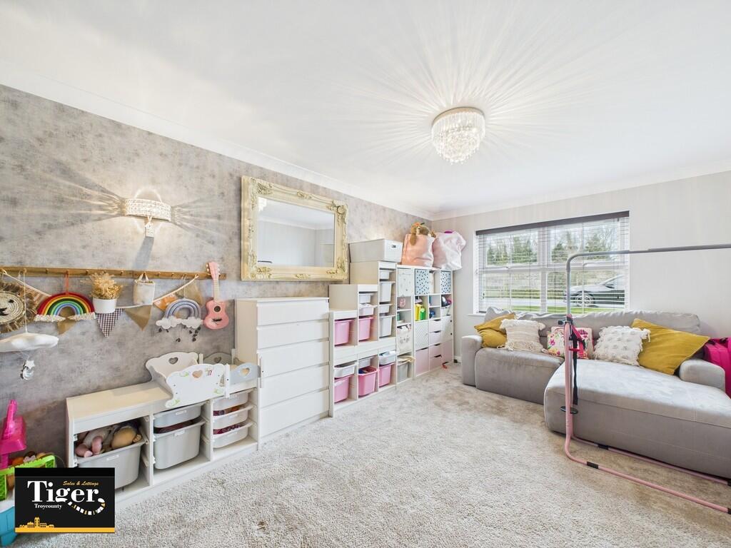 CAM02176G0-PR0507...