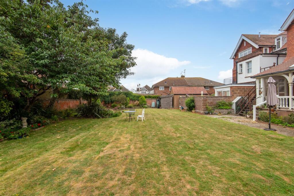 For Sale by Aspire Residential | Bath Road