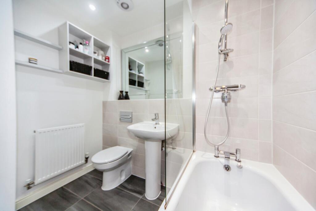 Family bathroom