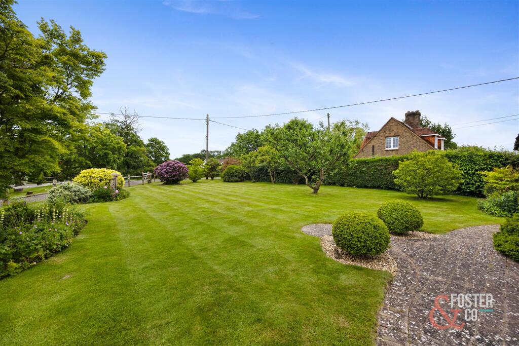Littleworth Lane, Touchwood-022.jpg