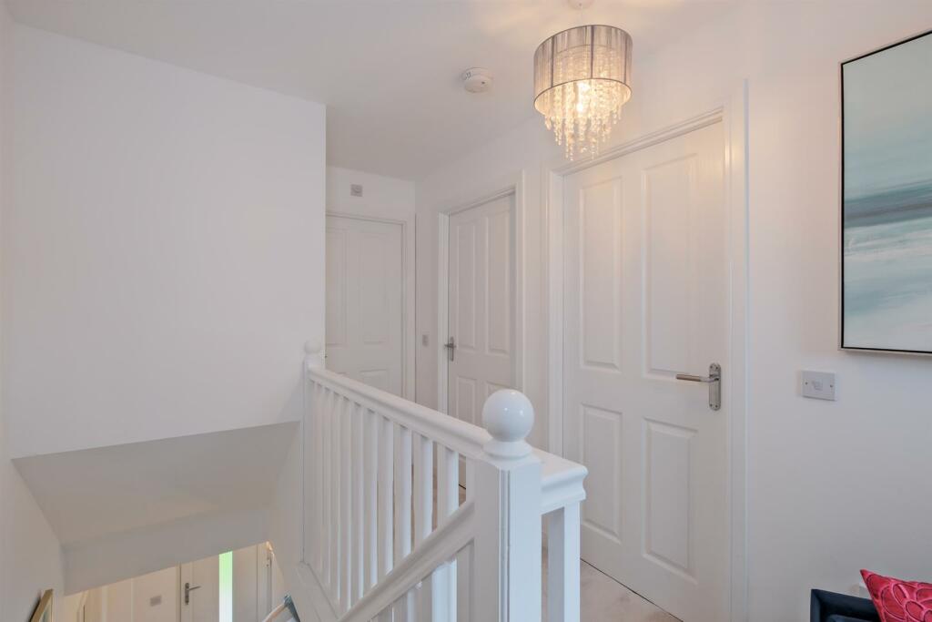 046-3 Burnhead Gardens Carluke ML8 4QL.jpg