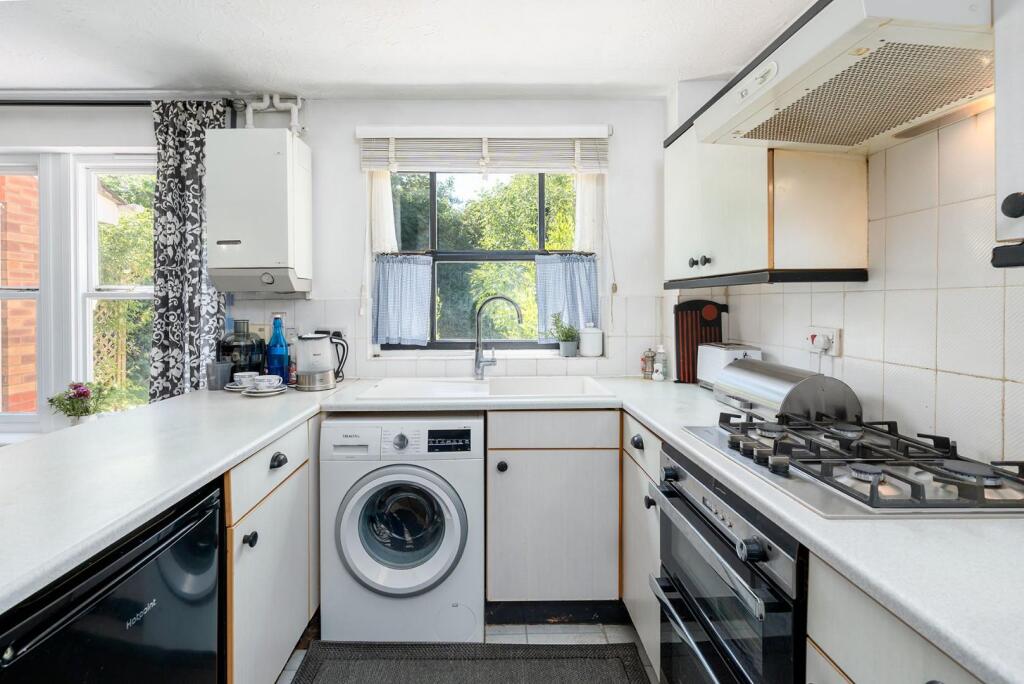 house kitchen.jpg