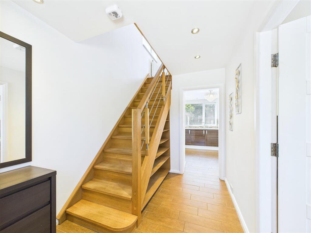 Empire Road, Burton Upon Trent (3).jpg