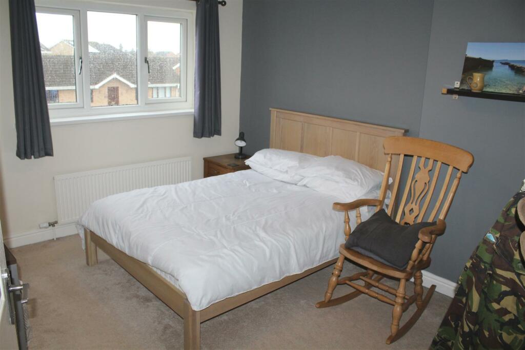 BEDROOM 2 (FRONT)