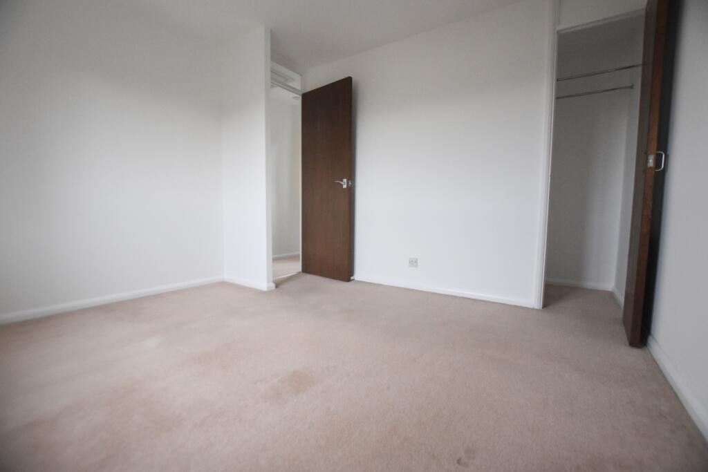 19 Goodwood main bedroom