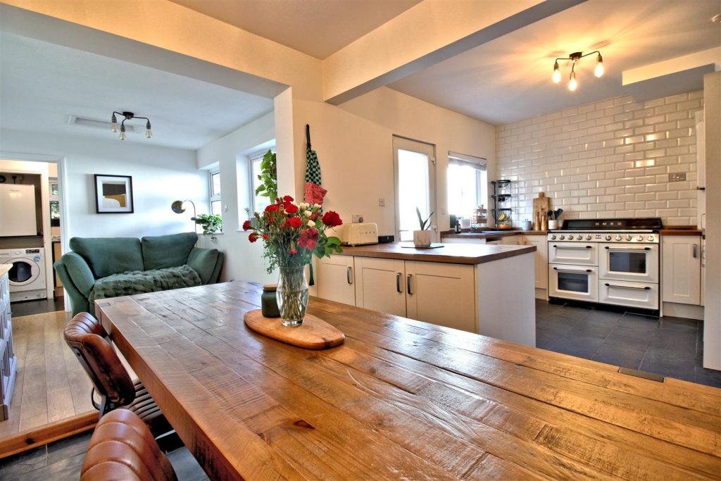 Diner and Family Room