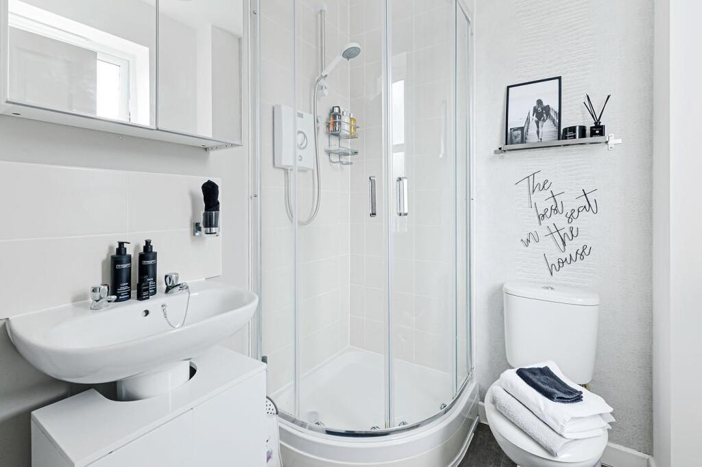 Ensuite