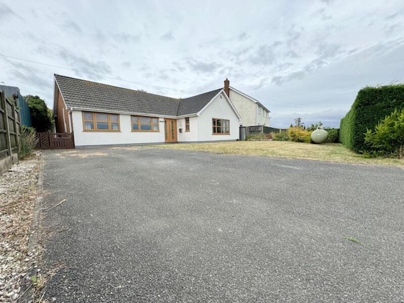 Front garden and driveway view 2