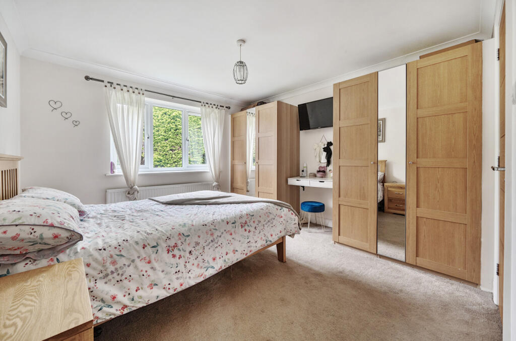 40-6821e4bac28cd-...