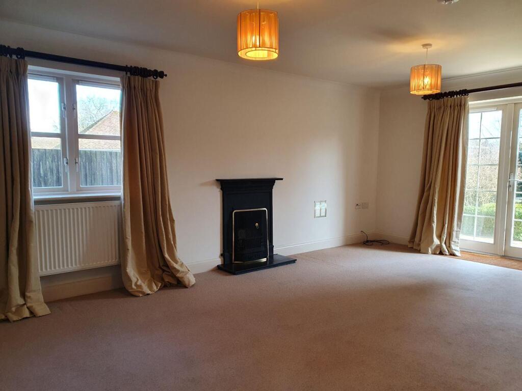 Lounge from door.jpg