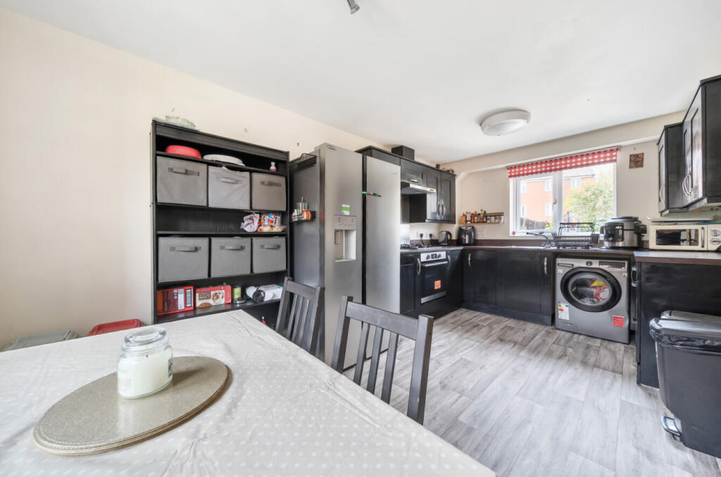 1303756-10-684047...