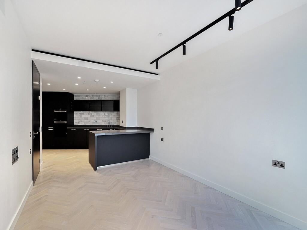 One Crown Place