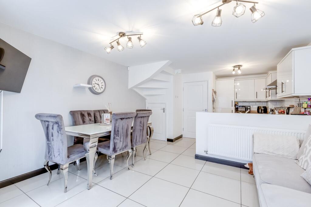 Kitchen diner / family room