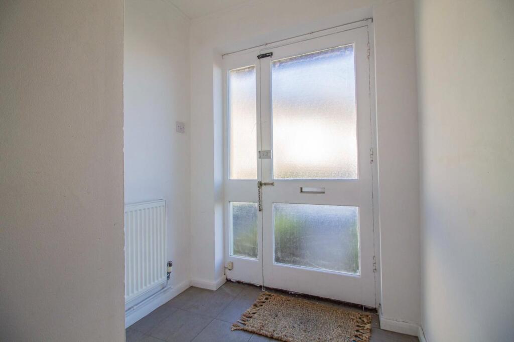116 Cannon Street [Entrance Hall] 01.jpg