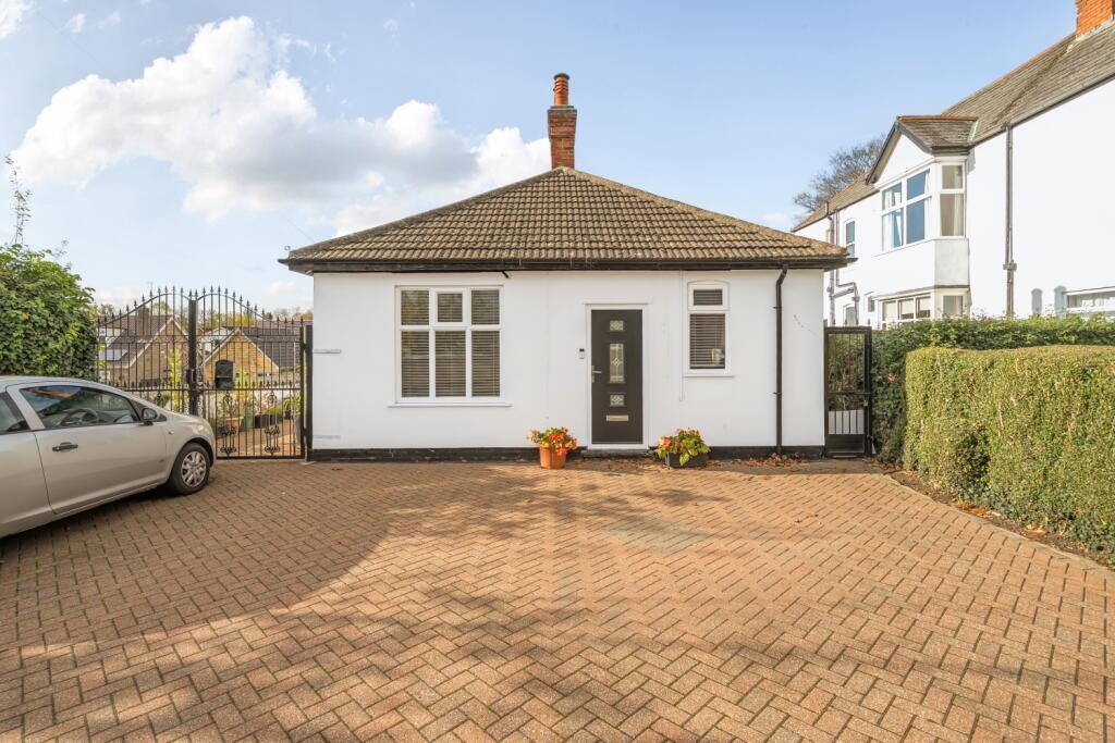 34 Thorpe Lea Rd, front