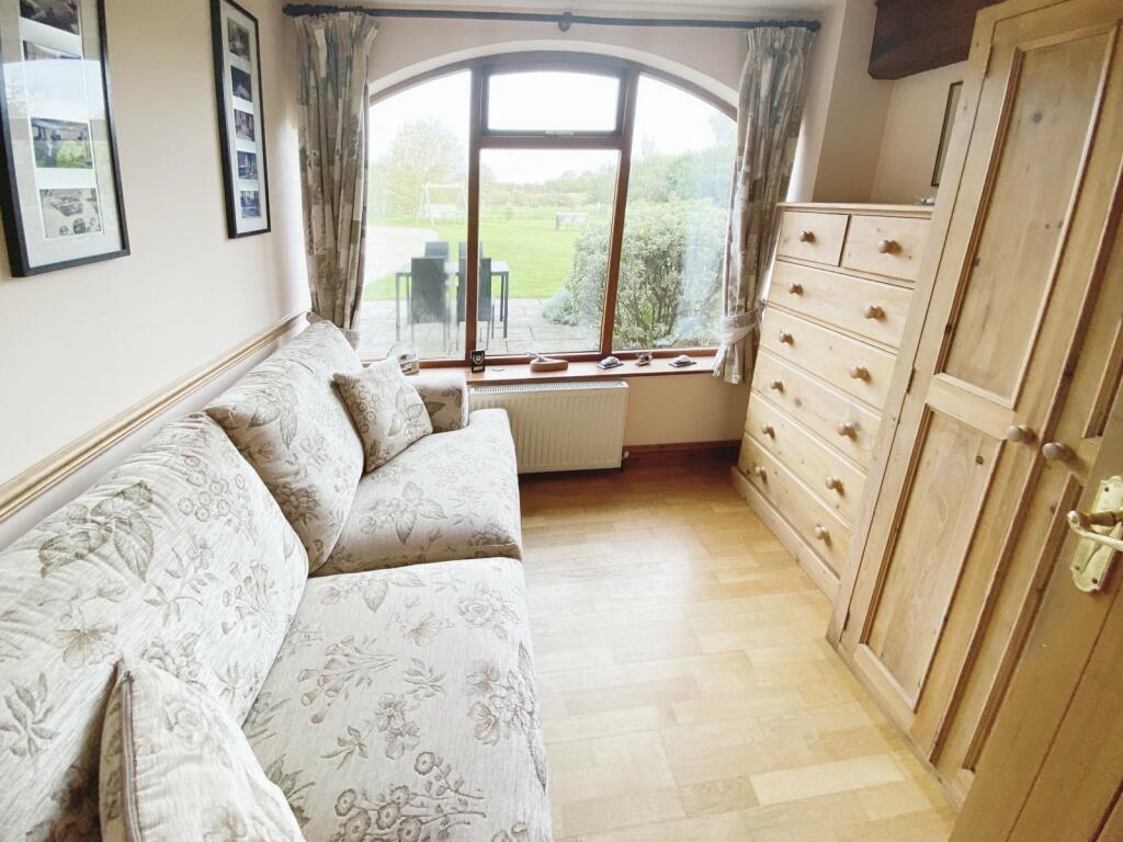 Bedroom 4/Study