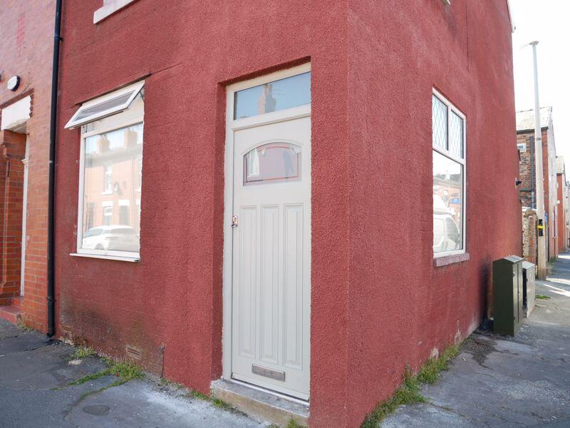 Photo 25