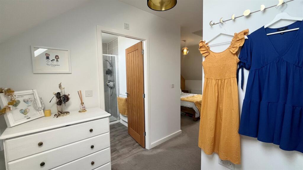 6. Dressing.jpg