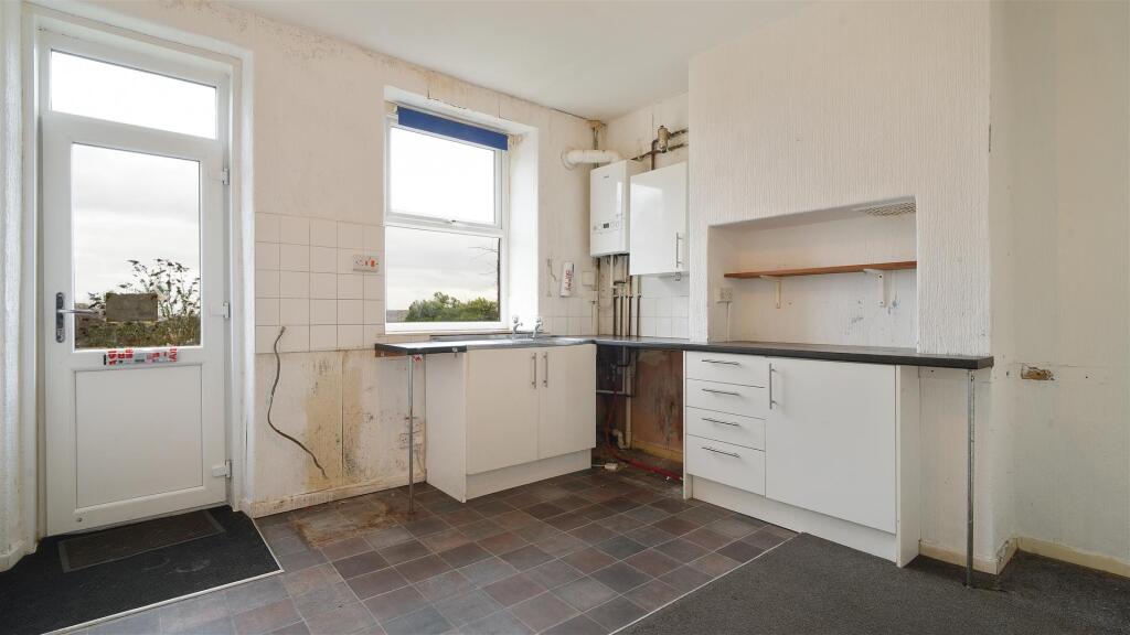27BlakeneyRd-16.jpg