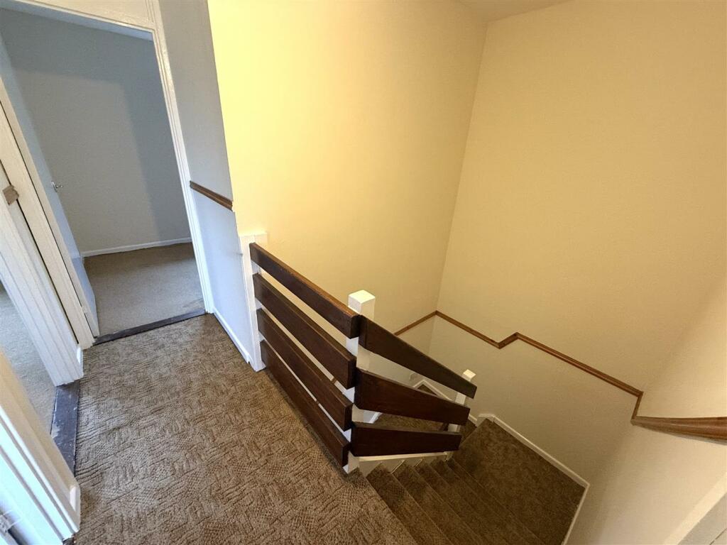 Stairs/Landing