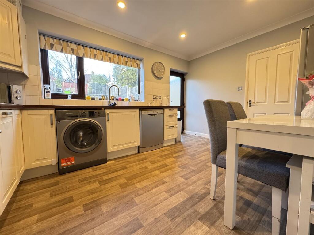 IMG_1668 (Large).JPG