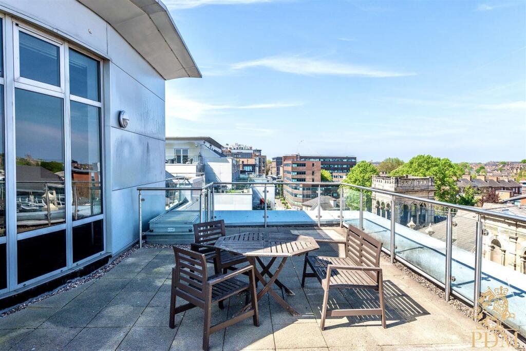 603 Hanley House Nottingham NG1 5GD