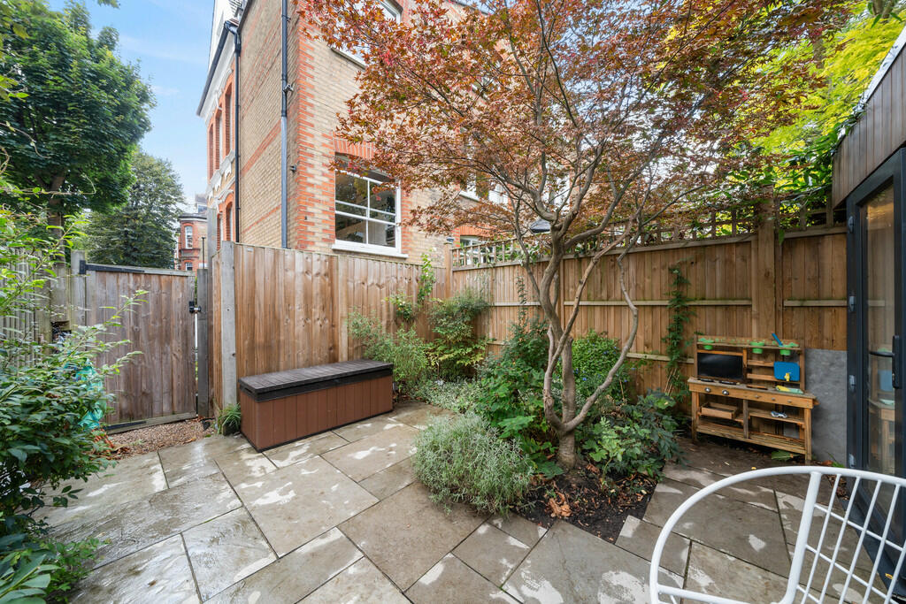 Sotheby Road-No W...