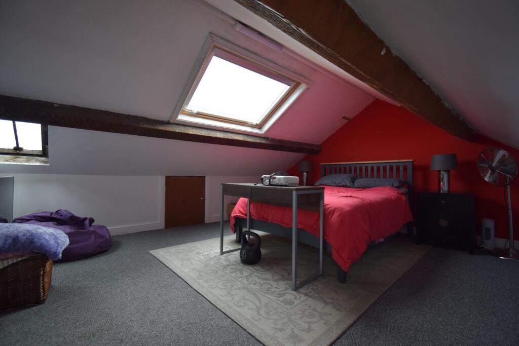 Bedroom 3.JPG