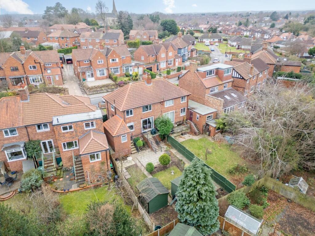 14 chestnut grove-4.jpg