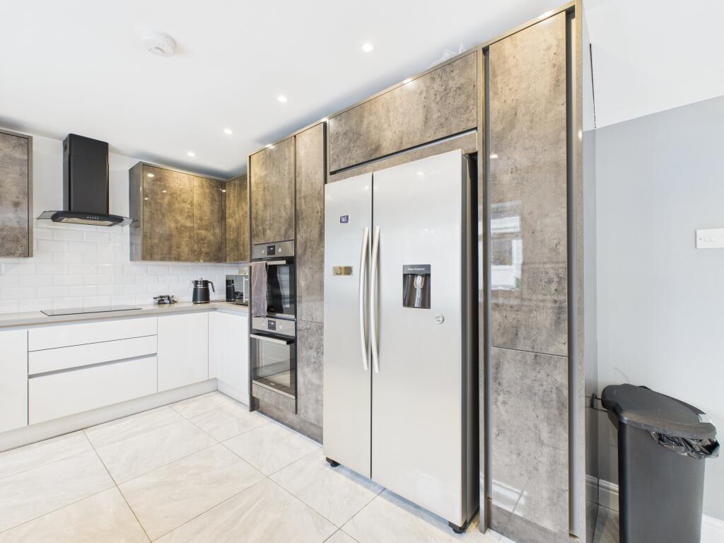Kitchen Right
