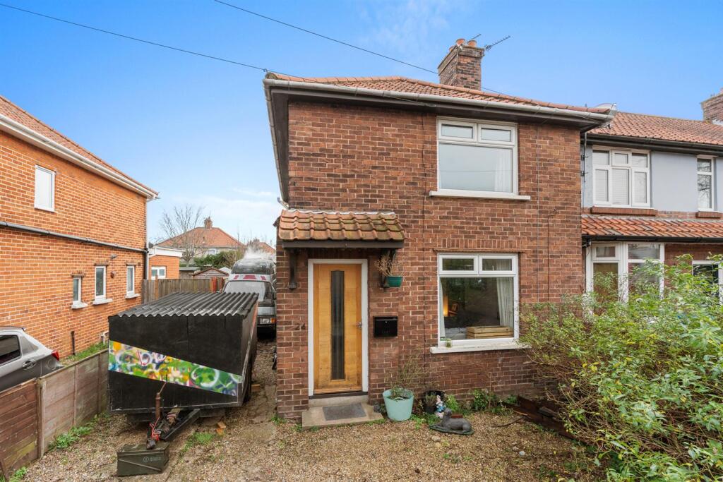24HilaryAve-018.jpg